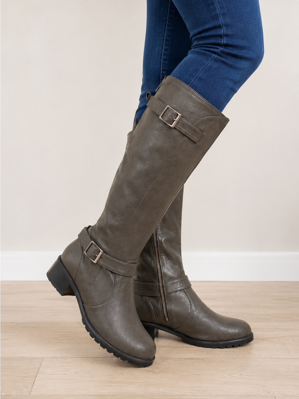 NIB Grey Taupe Wide Calf Tall Riding Boots Women’s 8.5W Buckle Moto Zip Boots